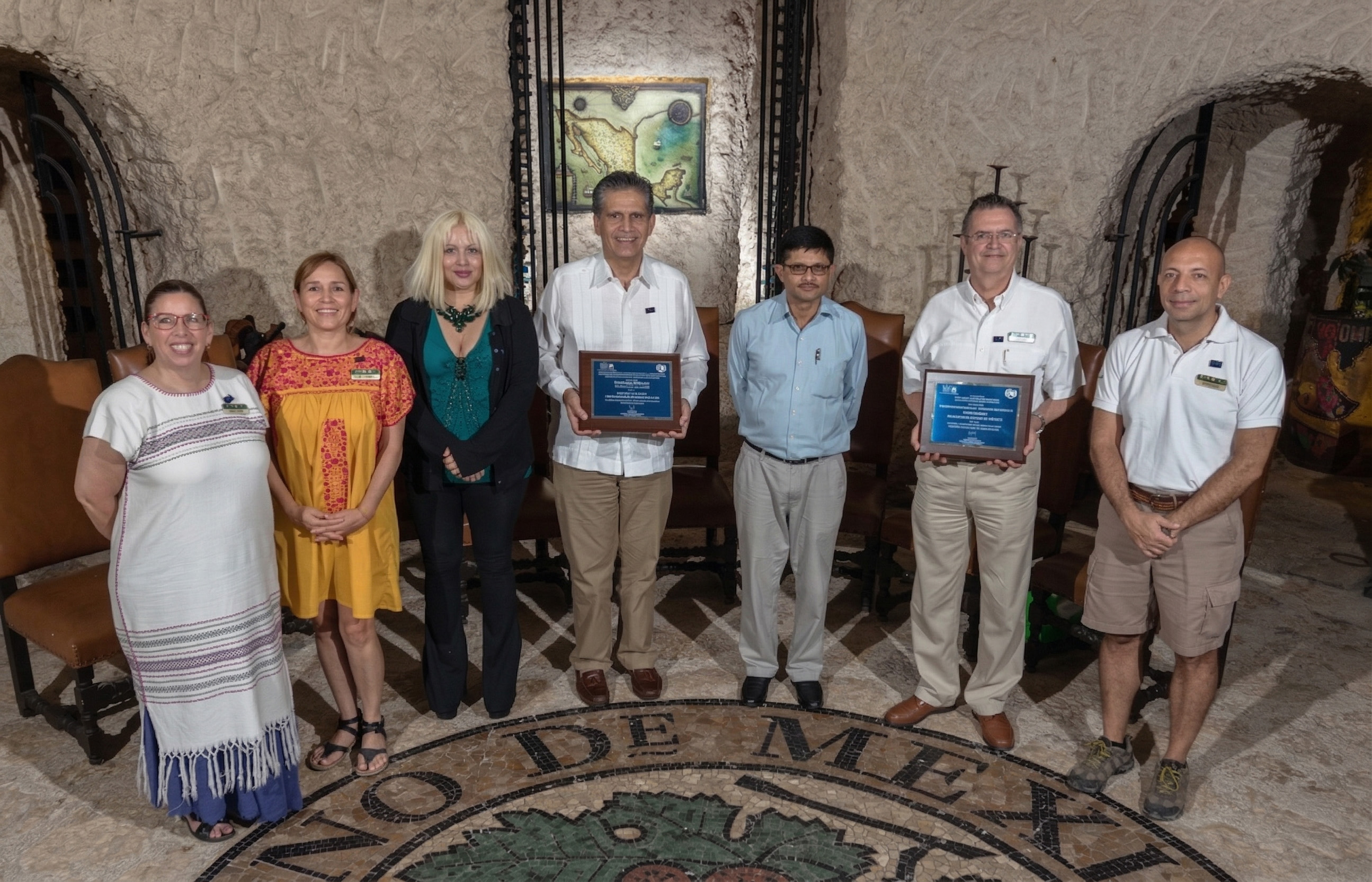 Grupo Xcaret recibe reconocimiento UNESCO por 25 años de custodia del patrimonio de México