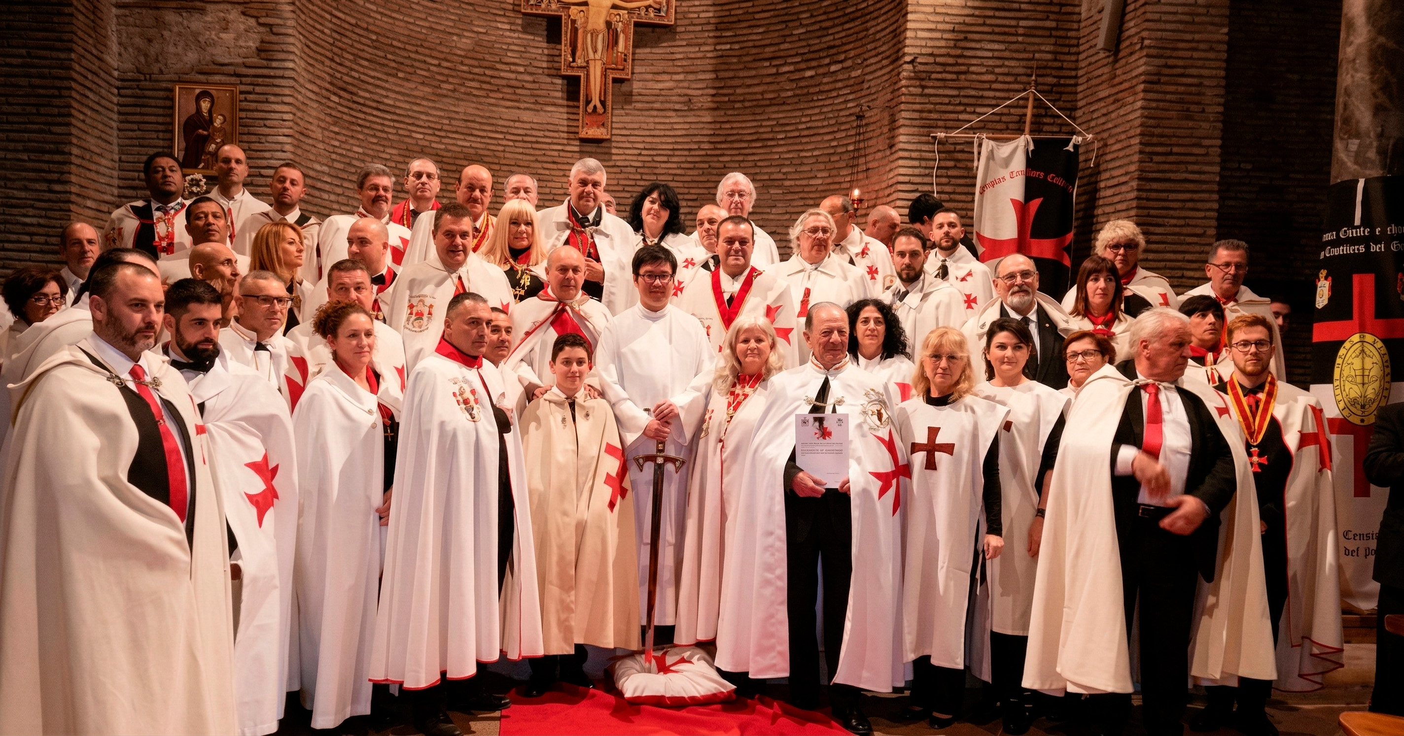 Celebración de la Hermandad Internacional Templaria en el Vaticano: nuevos caballeros, elevaciones de cargo y la presencia del Priorato de Sion y Malta